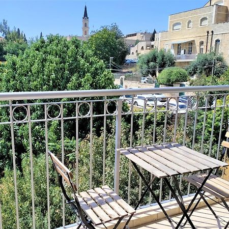 Family Apartment Near Old City Jerusalem Eksteriør billede