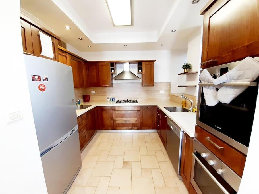 Family Apartment Near Old City Jerusalem Eksteriør billede